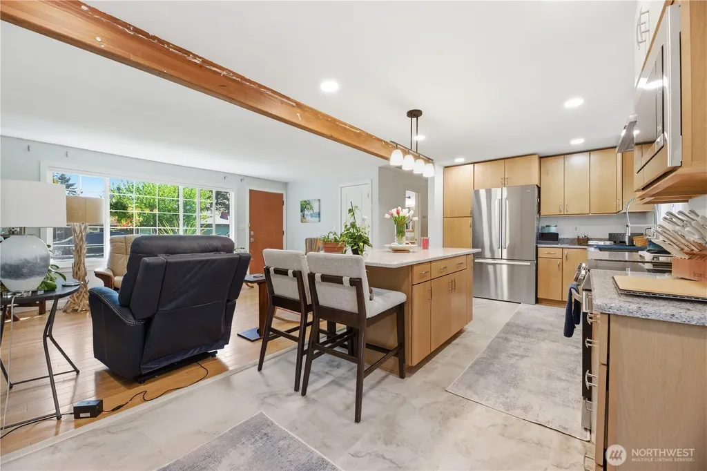 8414 Leona Way SW Lakewood WA 98499