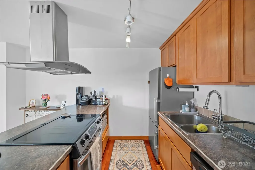 1730 Taylor Avenue N Seattle WA 98109