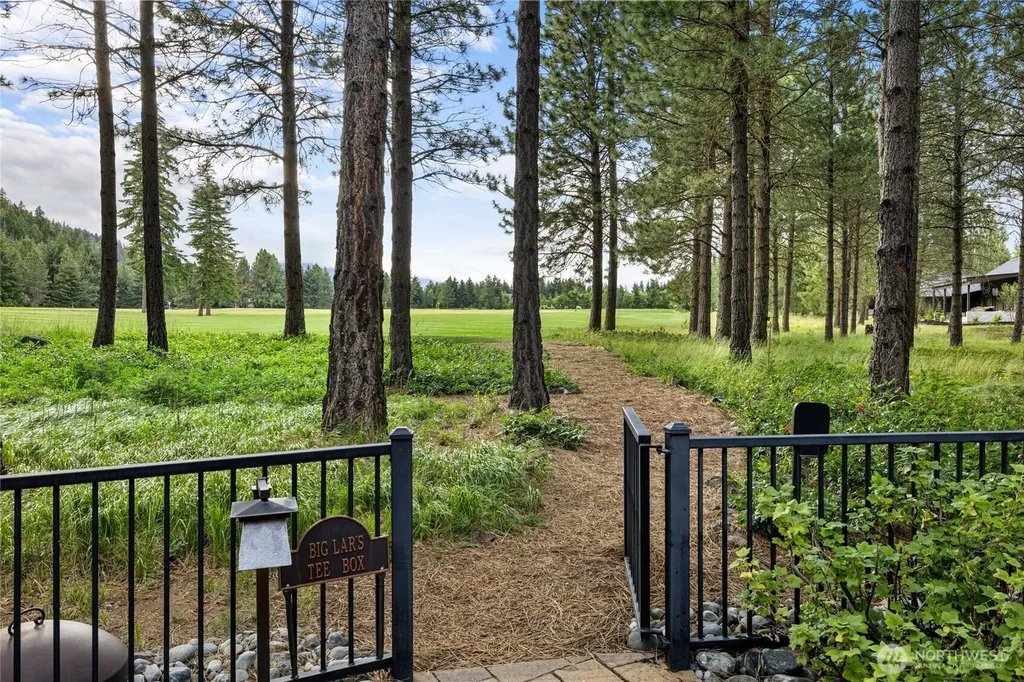 1990 Ruby King Loop Cle Elum WA 98922