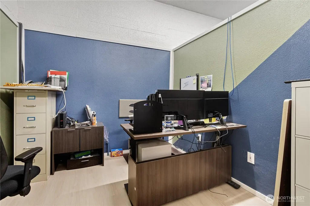 325 E Main Street Auburn WA 97002