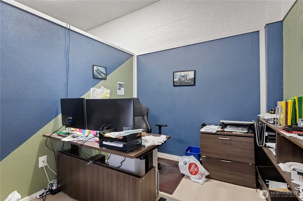 325 E Main Street Auburn WA 97002