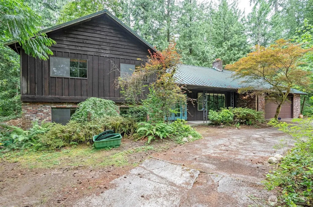 16035 266th Avenue SE Issaquah WA 98027