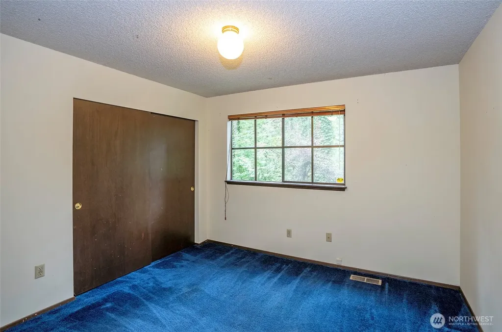 16035 266th Avenue SE Issaquah WA 98027