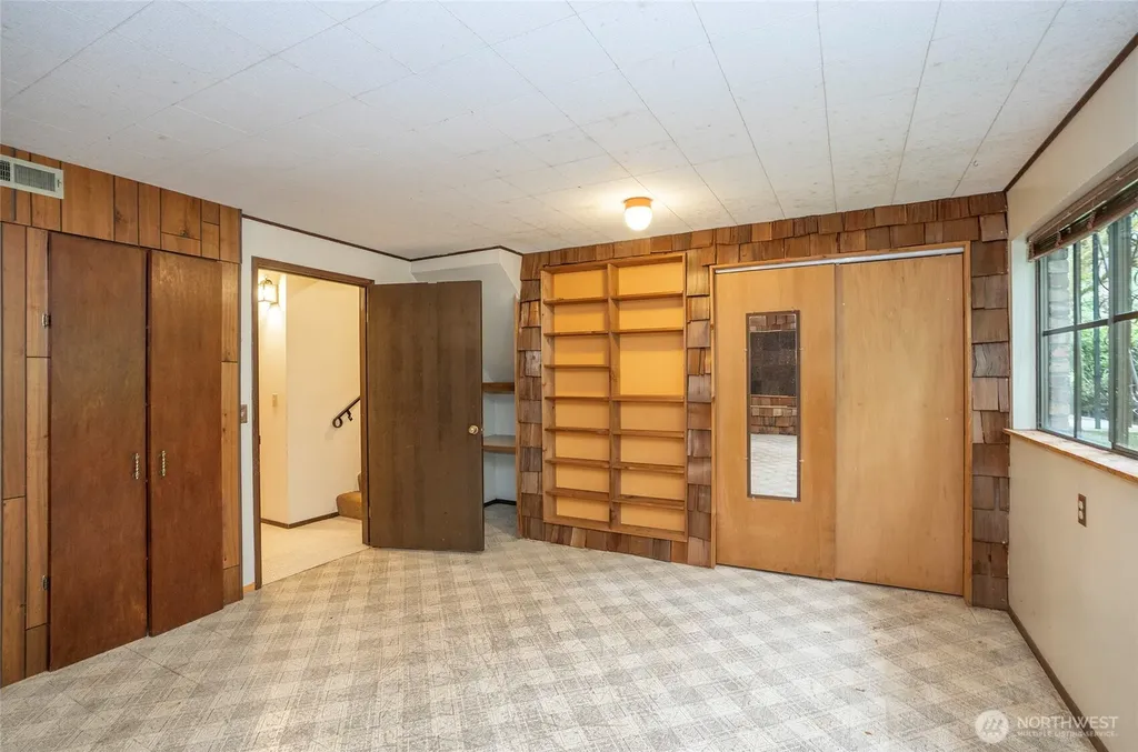 16035 266th Avenue SE Issaquah WA 98027