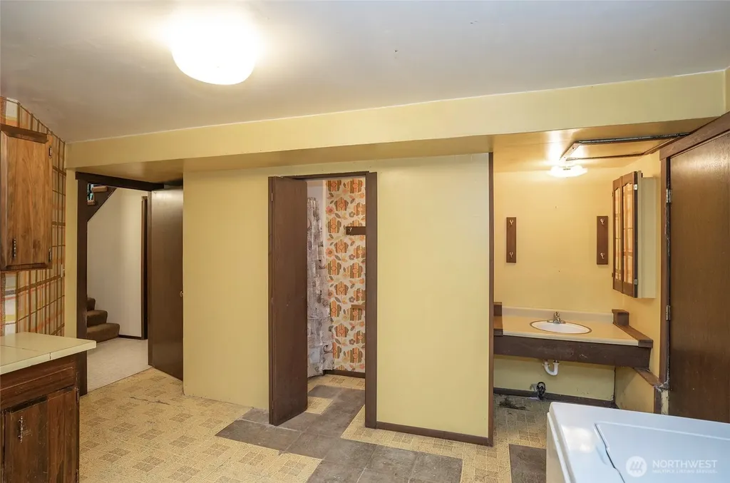 16035 266th Avenue SE Issaquah WA 98027