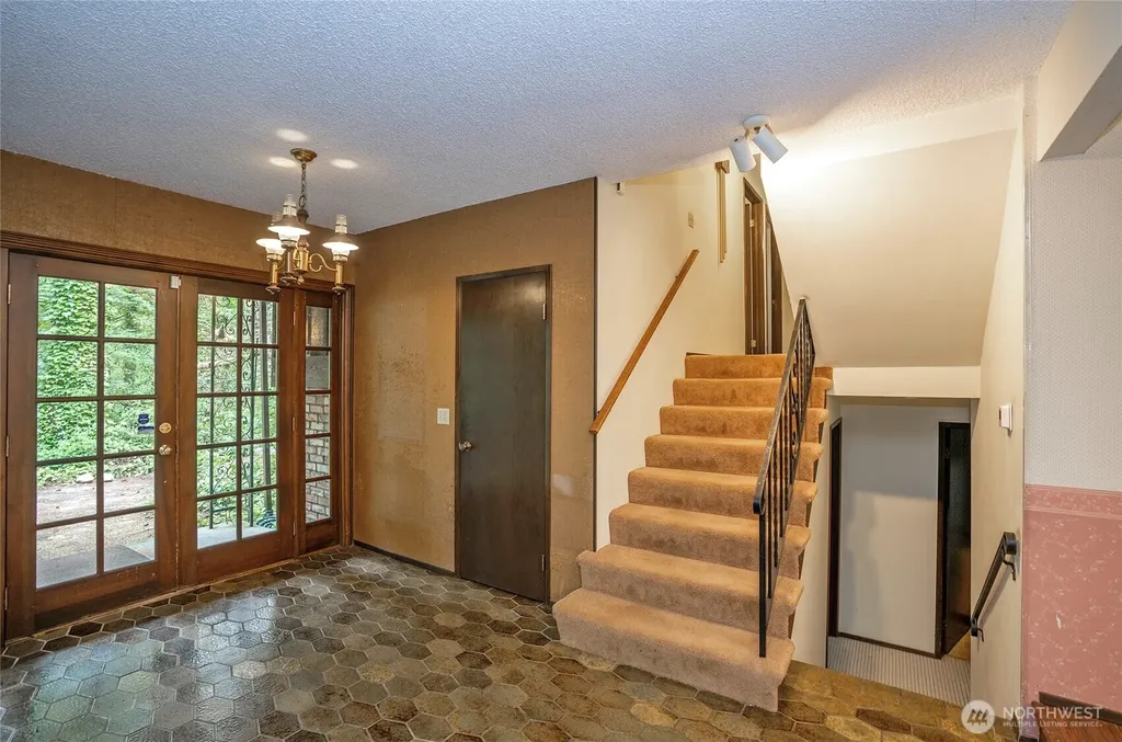 16035 266th Avenue SE Issaquah WA 98027