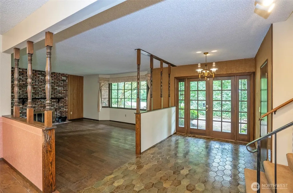 16035 266th Avenue SE Issaquah WA 98027