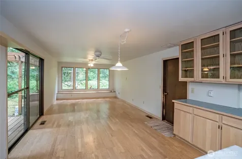 16035 266th Avenue SE Issaquah WA 98027
