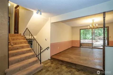 16035 266th Avenue SE Issaquah WA 98027