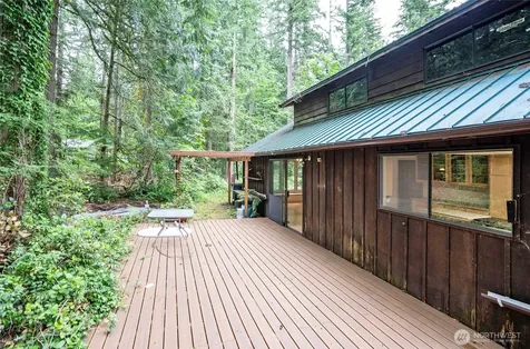 16035 266th Avenue SE Issaquah WA 98027