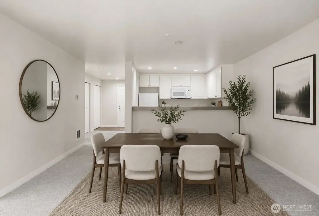 321 10th Avenue S Seattle WA 98104