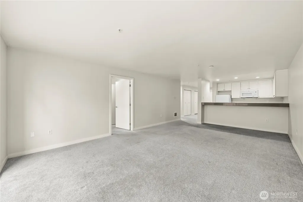 321 10th Avenue S Seattle WA 98104