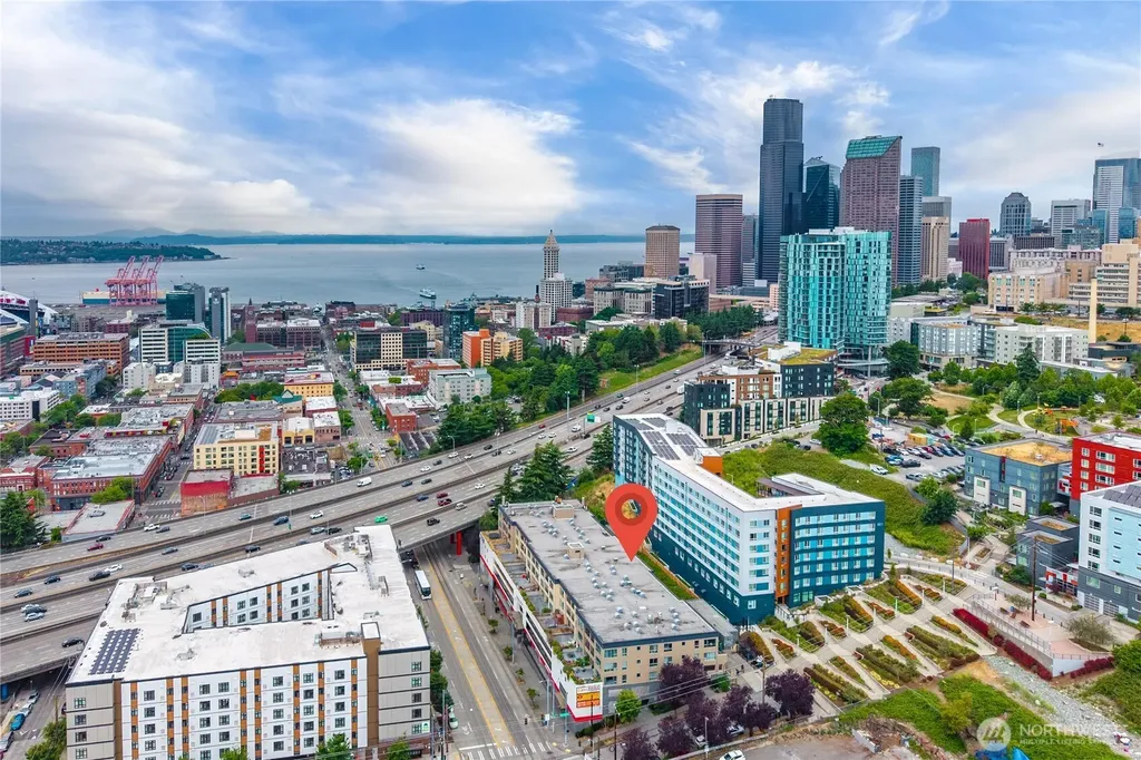 321 10th Avenue S Seattle WA 98104