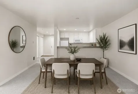 321 10th Avenue S Seattle WA 98104