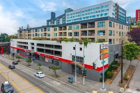 321 10th Avenue S Seattle WA 98104