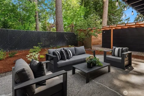 15634 SE 8th Street Bellevue WA 98008