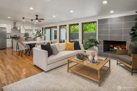 15634 SE 8th Street Bellevue WA 98008