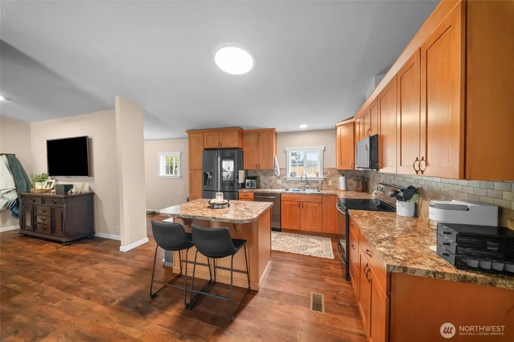 18911 Joselyn Street SW Rochester WA 98579