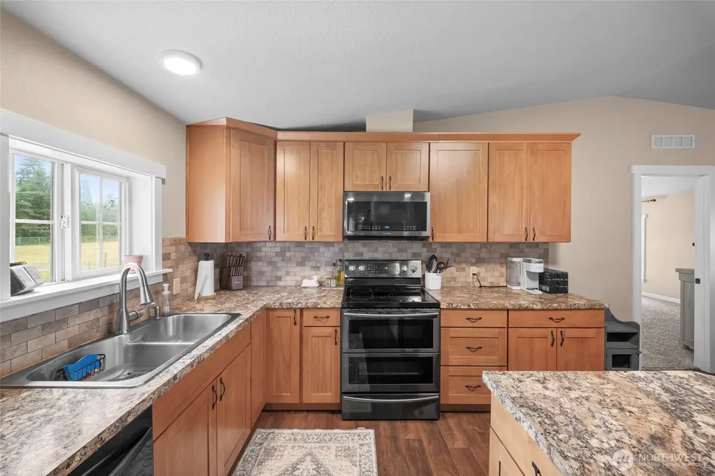 18911 Joselyn Street SW Rochester WA 98579