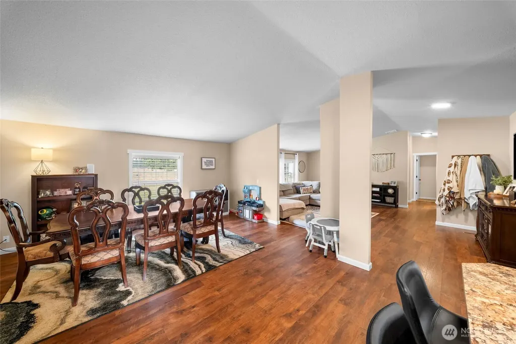 18911 Joselyn Street SW Rochester WA 98579