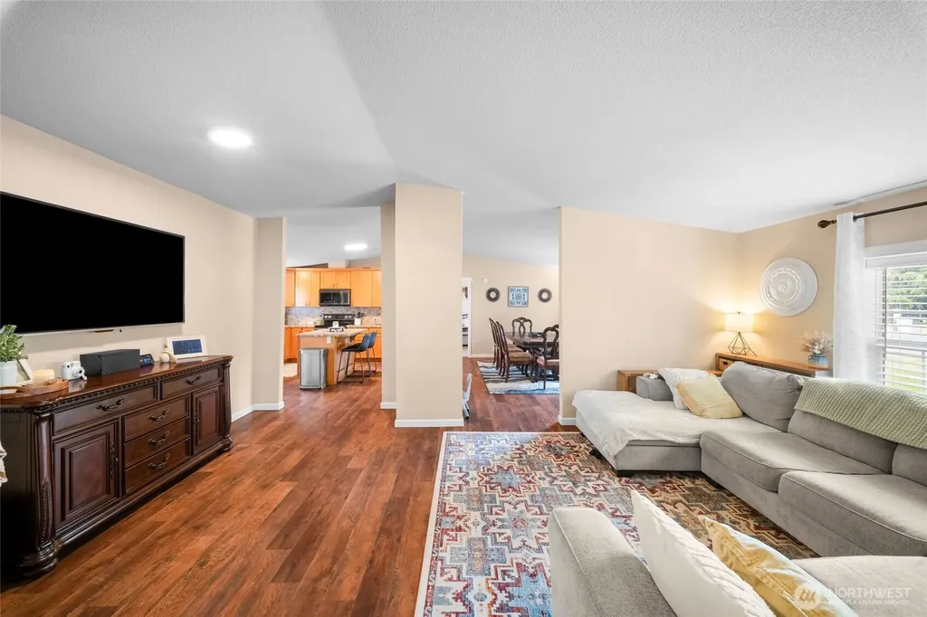 18911 Joselyn Street SW Rochester WA 98579