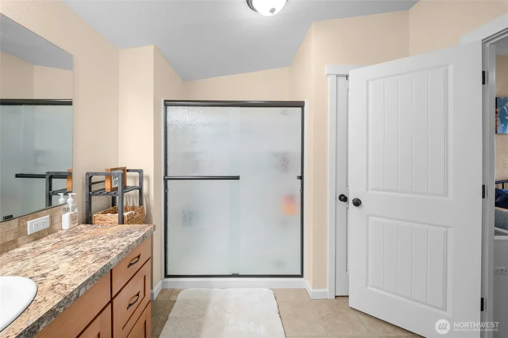 18911 Joselyn Street SW Rochester WA 98579