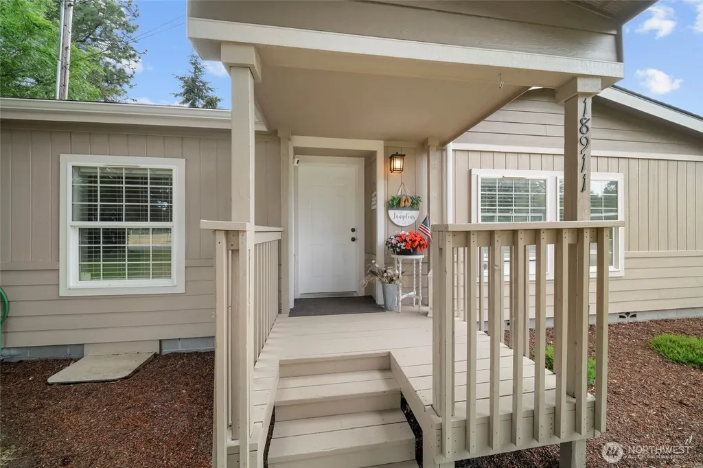 18911 Joselyn Street SW Rochester WA 98579