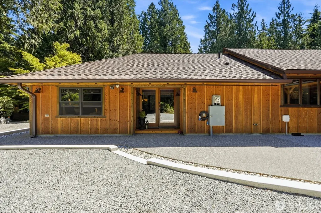 23813 121st Avenue NE Arlington WA 98223