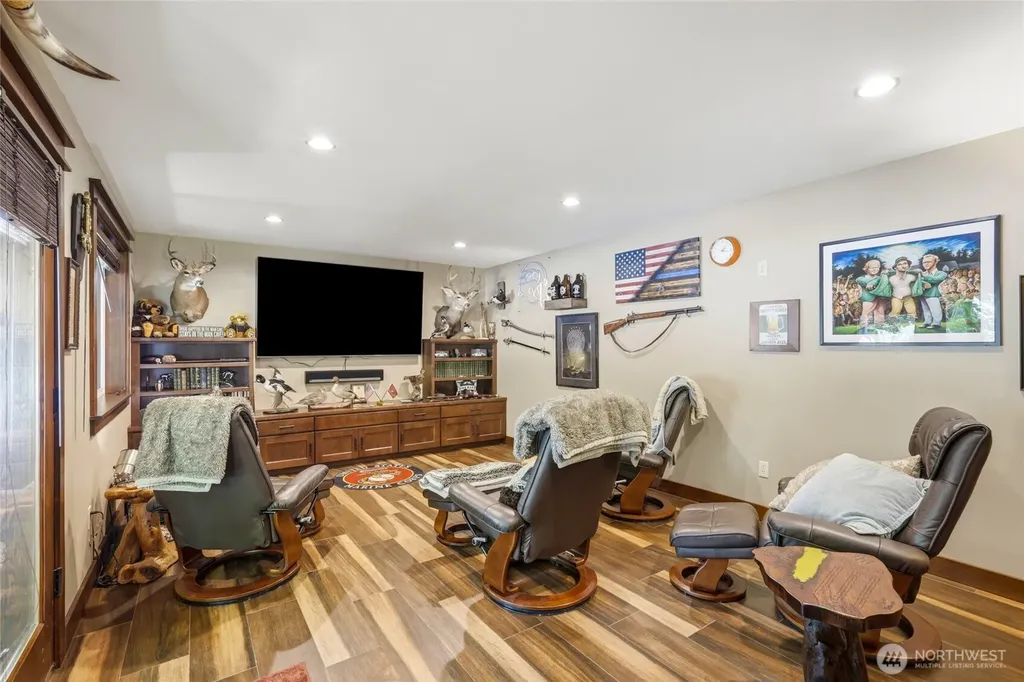 23813 121st Avenue NE Arlington WA 98223
