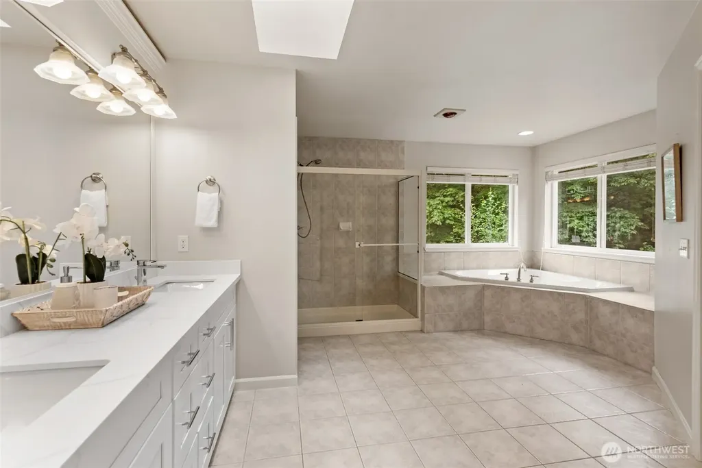 9118 NE 160th Place Bothell WA 98028