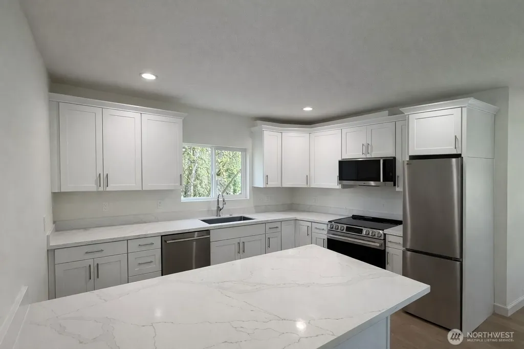 7537 S Dillard Avenue Concrete WA 98237