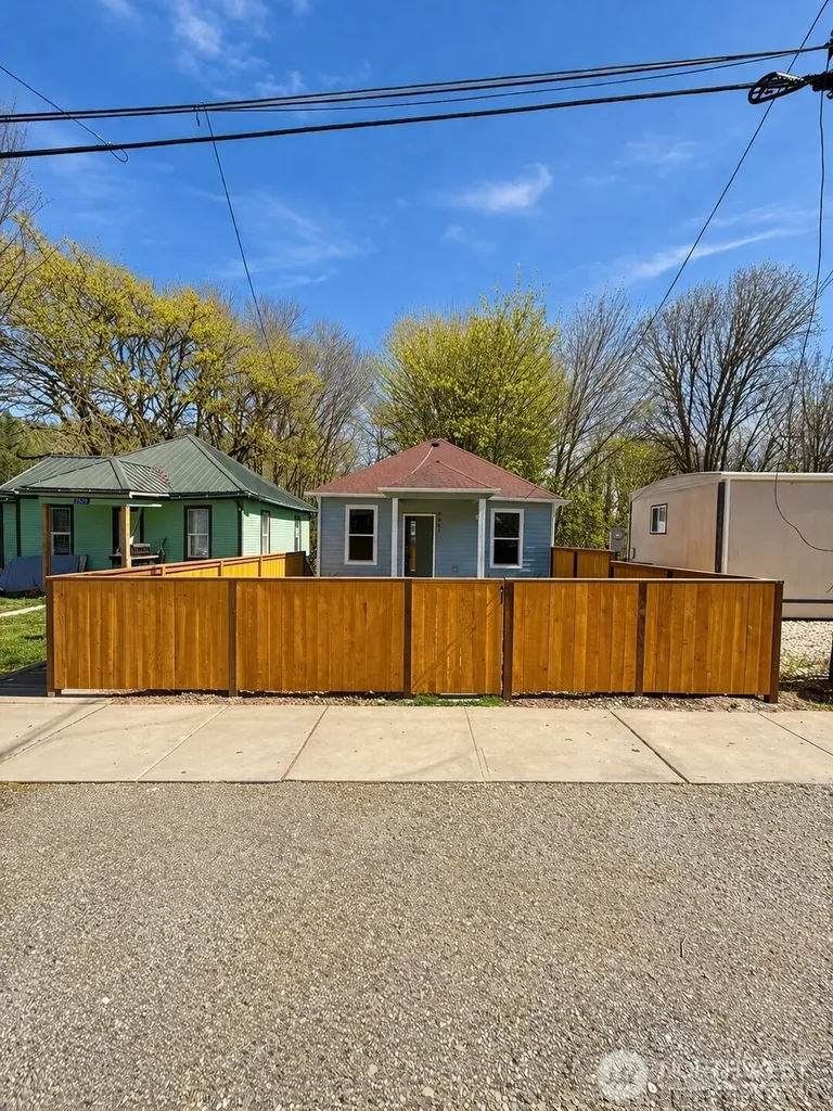 7537 S Dillard Avenue Concrete WA 98237
