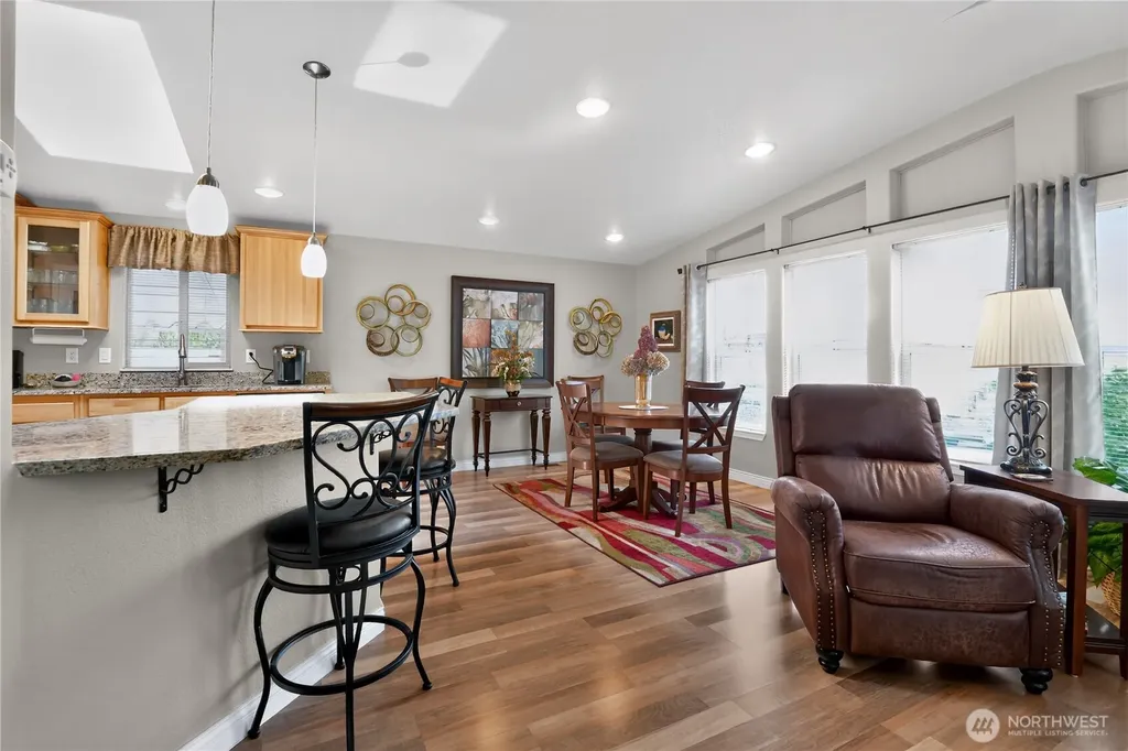 1427 100th Street SW Everett WA 98204