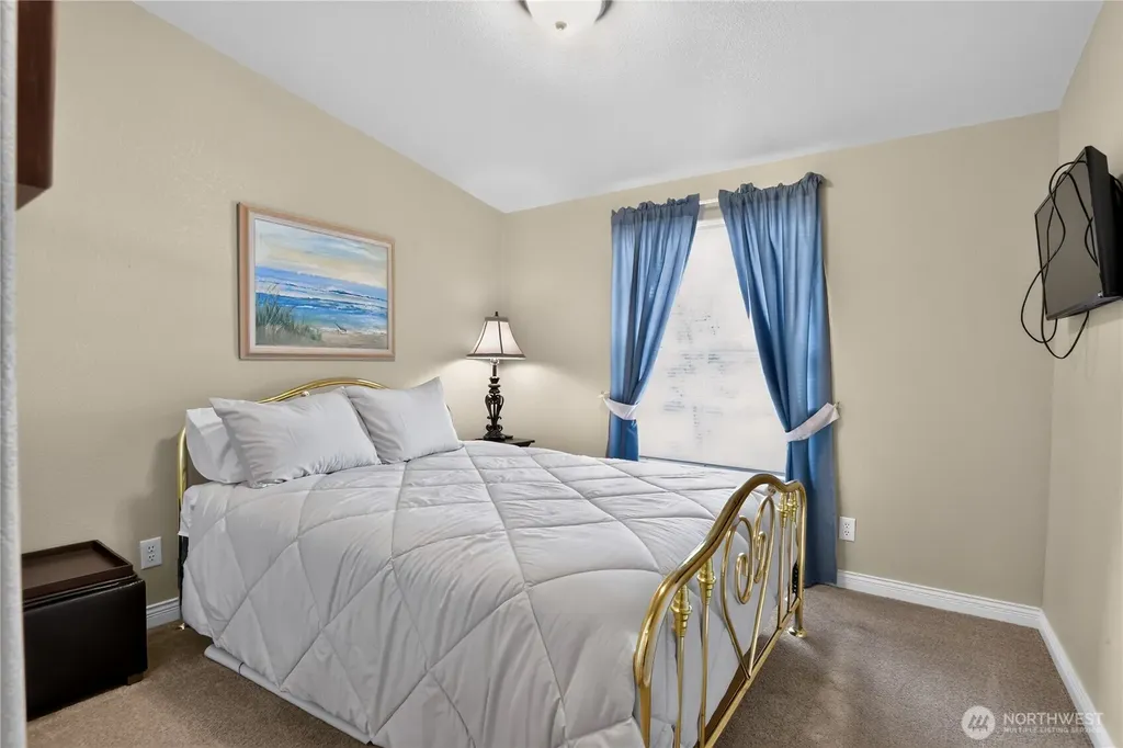 1427 100th Street SW Everett WA 98204