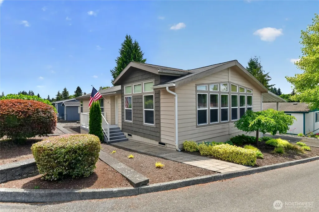 1427 100th Street SW Everett WA 98204