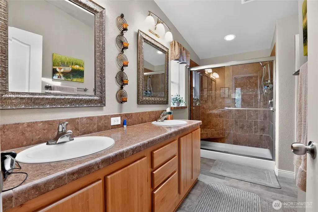 1427 100th Street SW Everett WA 98204