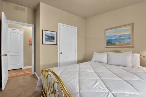 1427 100th Street SW Everett WA 98204