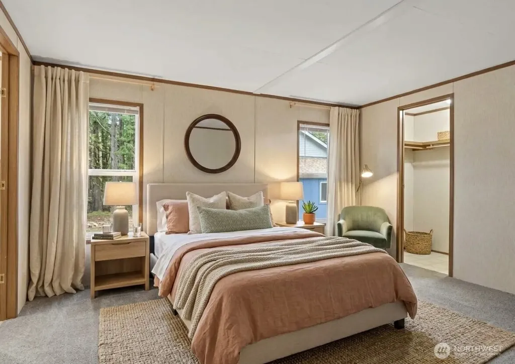 1828 Lake Drive Camano Island WA 98282