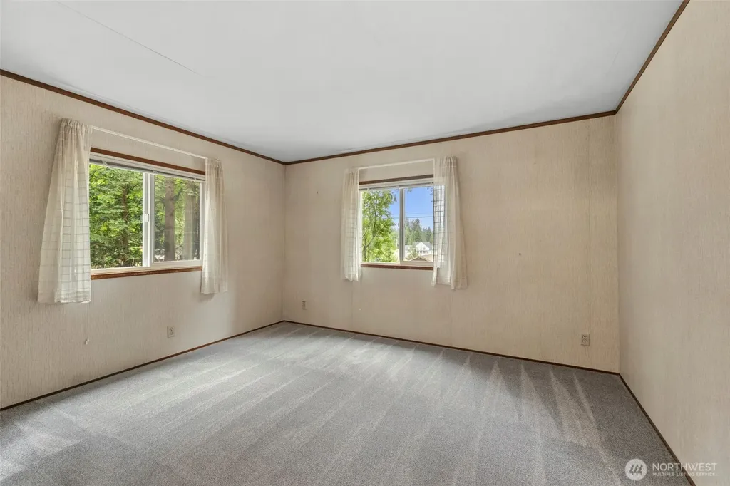 1828 Lake Drive Camano Island WA 98282