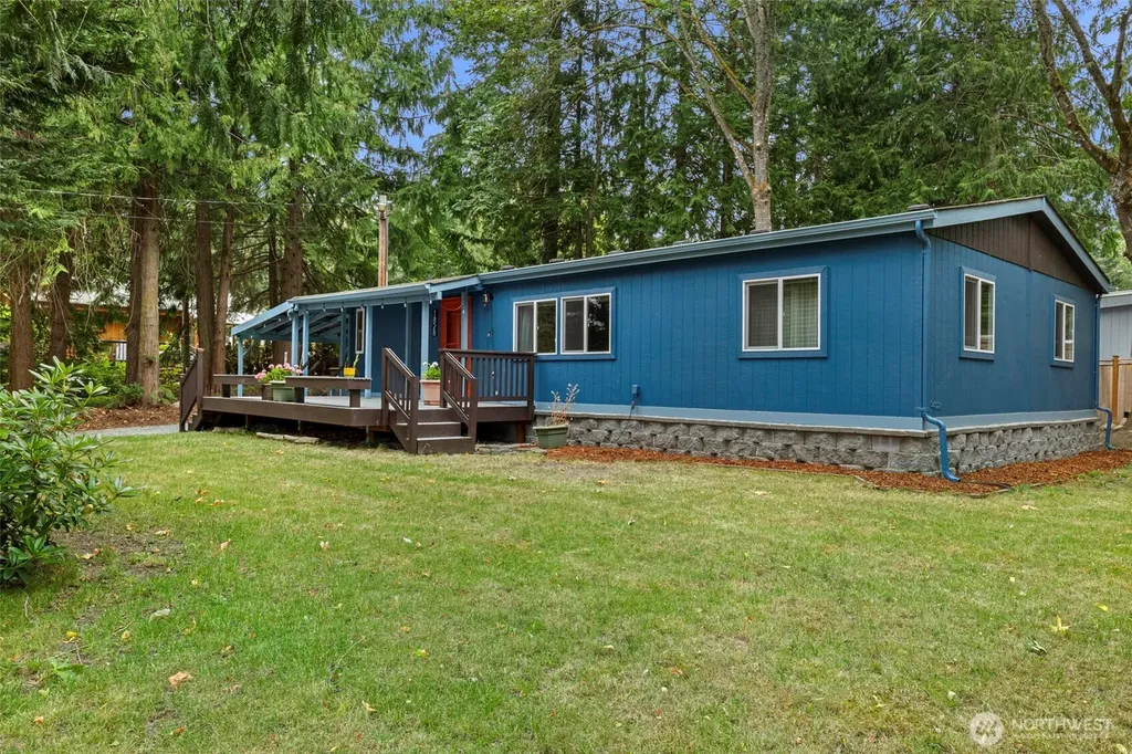 1828 Lake Drive Camano Island WA 98282