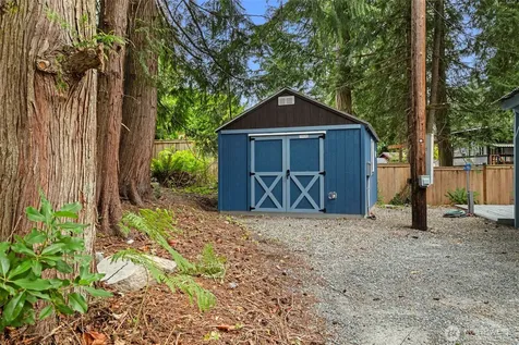 1828 Lake Drive Camano Island WA 98282