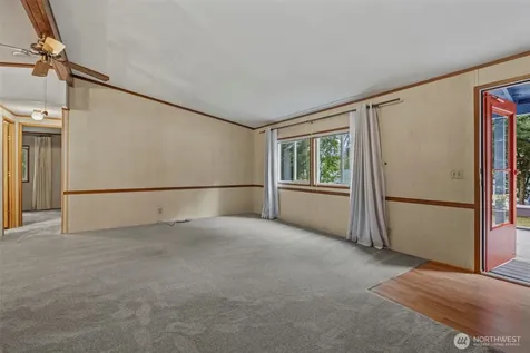 1828 Lake Drive Camano Island WA 98282