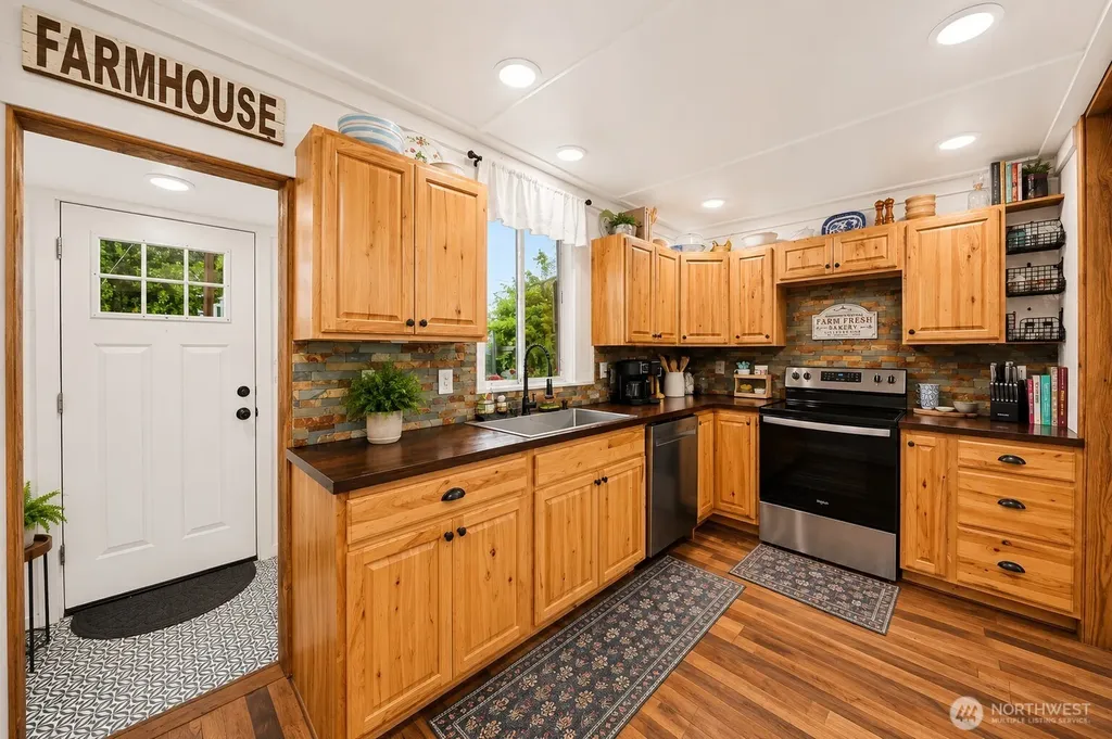 124 N 3rd Street Coulee City WA 99115