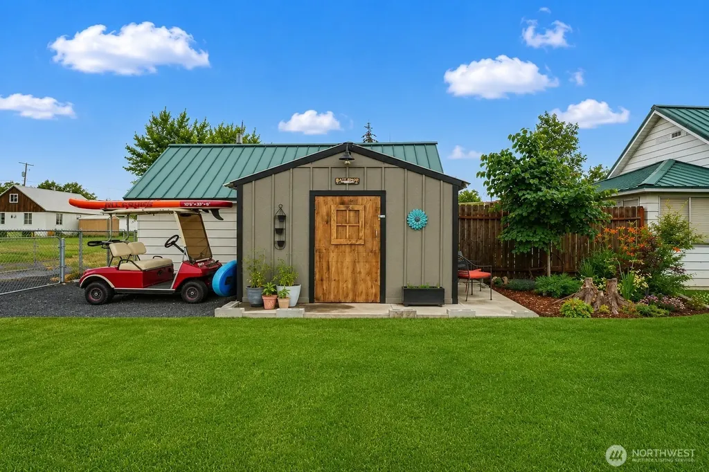 124 N 3rd Street Coulee City WA 99115