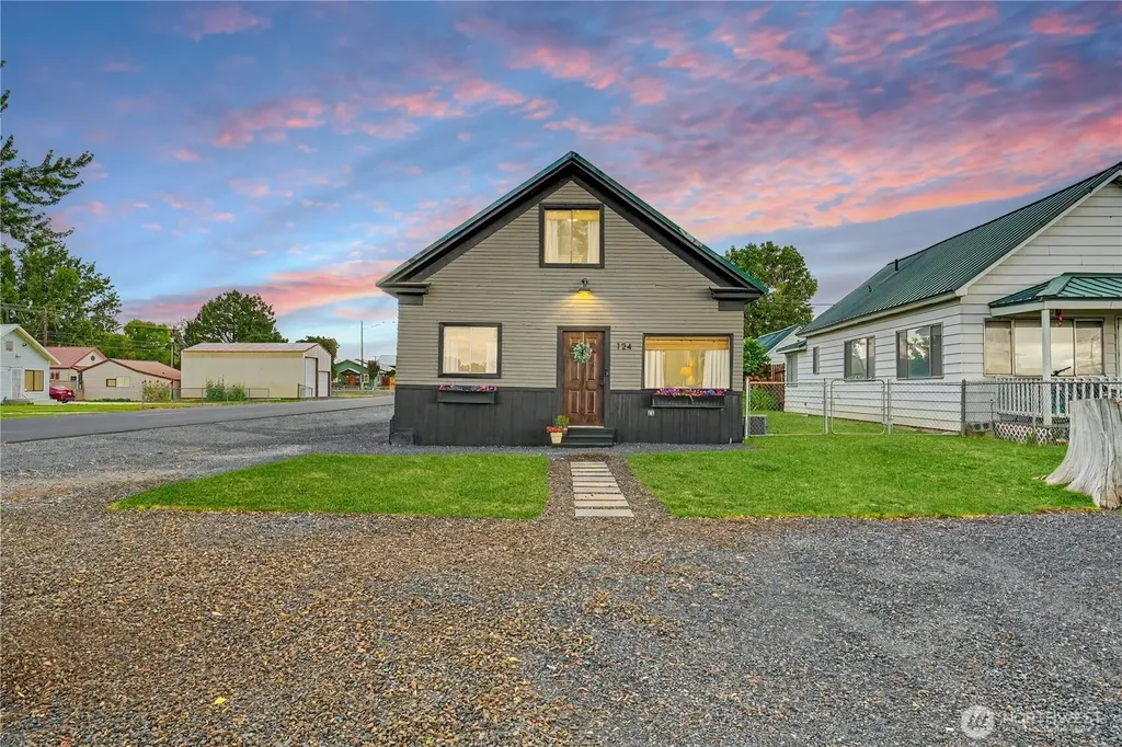 124 N 3rd Street Coulee City WA 99115