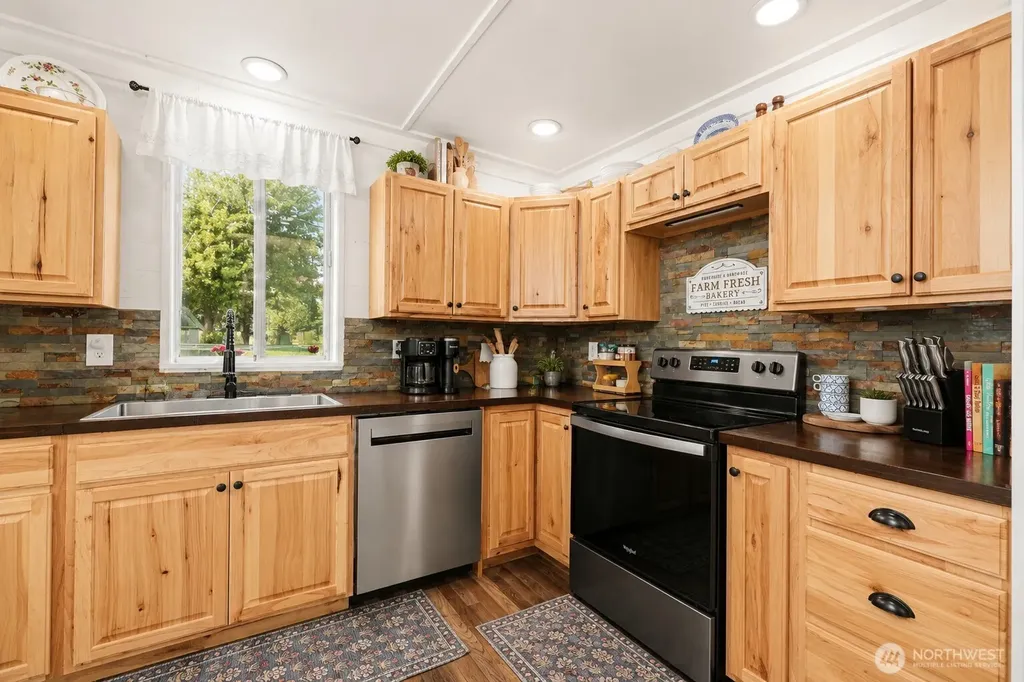 124 N 3rd Street Coulee City WA 99115