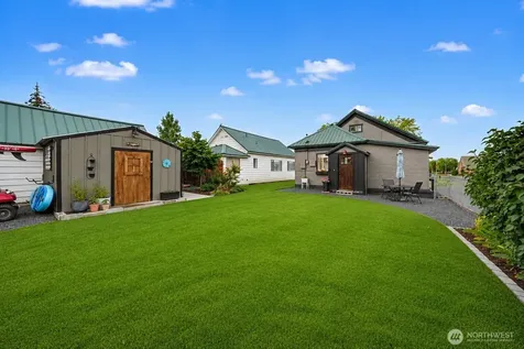 124 N 3rd Street Coulee City WA 99115