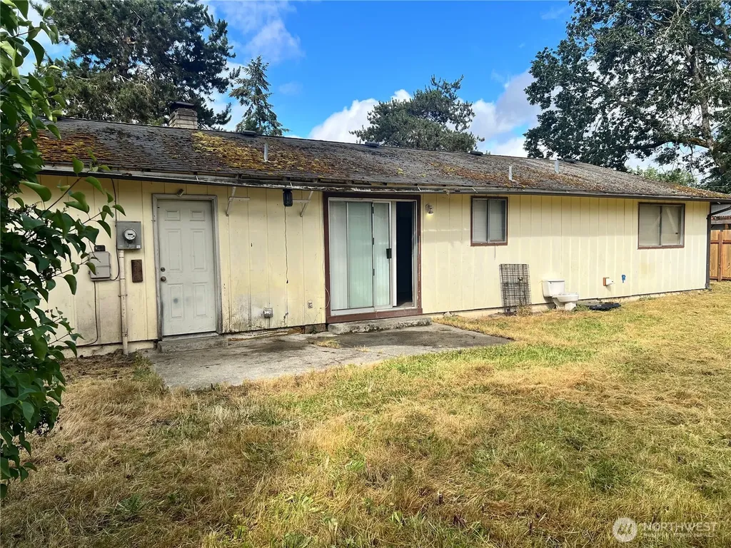 19413 Crescent Drive E Spanaway WA 98387