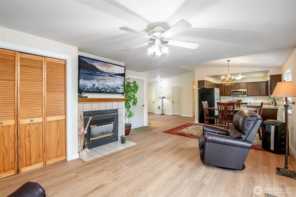 8409 Moreland Avenue SW Lakewood WA 98498