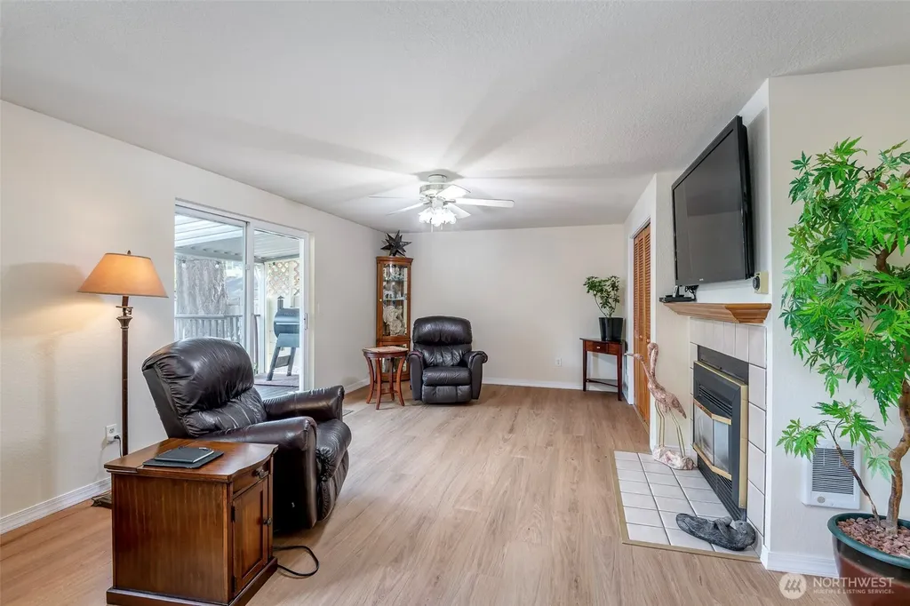 8409 Moreland Avenue SW Lakewood WA 98498